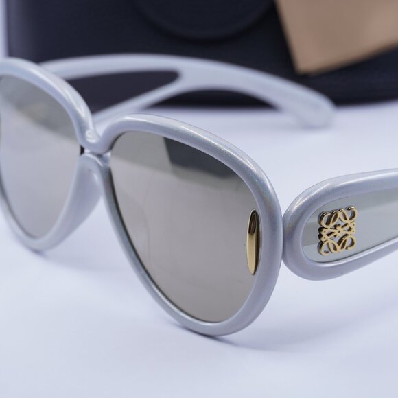 Loewe LW40132I 24C Aviator Sunglasses – Grey\Grey with Light  display picture 3